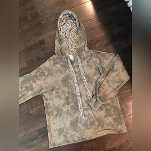 Puff Sleeve Vintage Tie Dye Hoodie Tunic Top with Animal Contrast